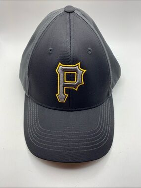 Men's Black and Yellow Baseball Cap with Embroidered P Logo